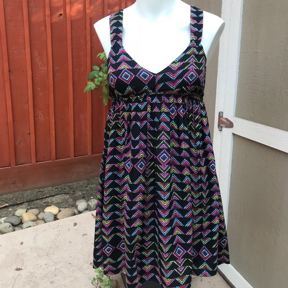 Roxy Dresses & Skirts - A8 Roxy Dress graphic print XS Back Cutout